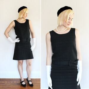 Vintage 60s Textured Black Sleeveless Shift Dress with Big Bow Detail / Small